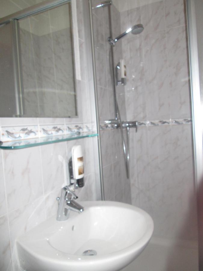 Gruener Baum Nuernberg Brunn Hotel Room photo
